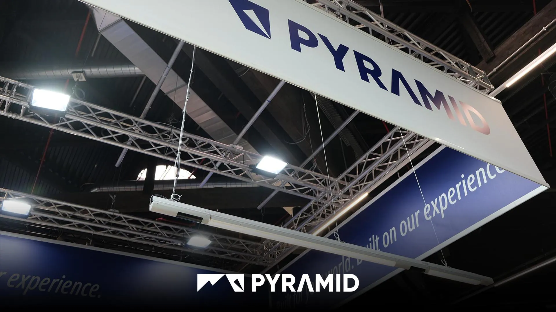 Wir zeigen auf der embedded world 2026 eine modulare Camera-Rail für KI-gestützte Machine Vision auf dem Shopfloor mit lokaler Datenverarbeitung und Echtzeit-Analyse.